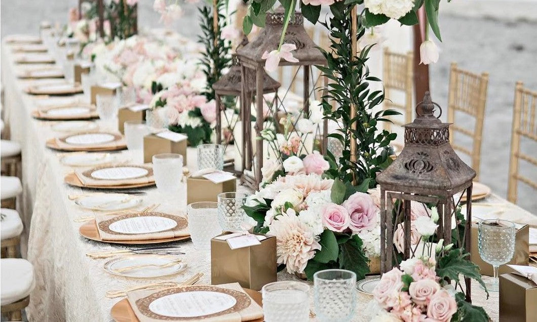 Inspiration for an Elegant and Dreamy Wedding Tablescape