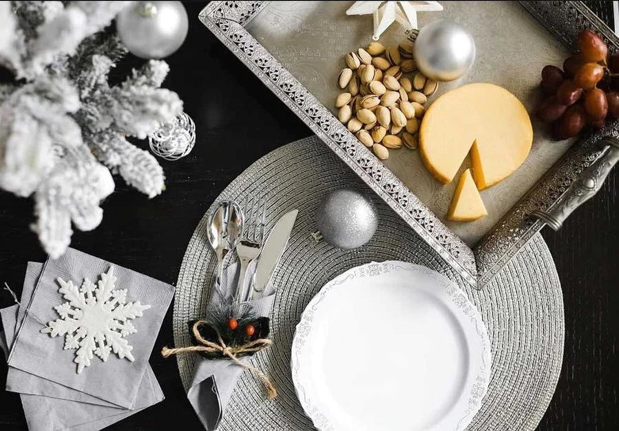 Snowy Soirée: Create a Winter Wonderland with Beautiful Place Settings