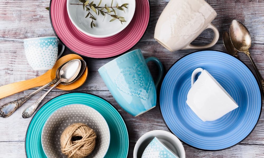 Tips for Mixing and Matching Tableware