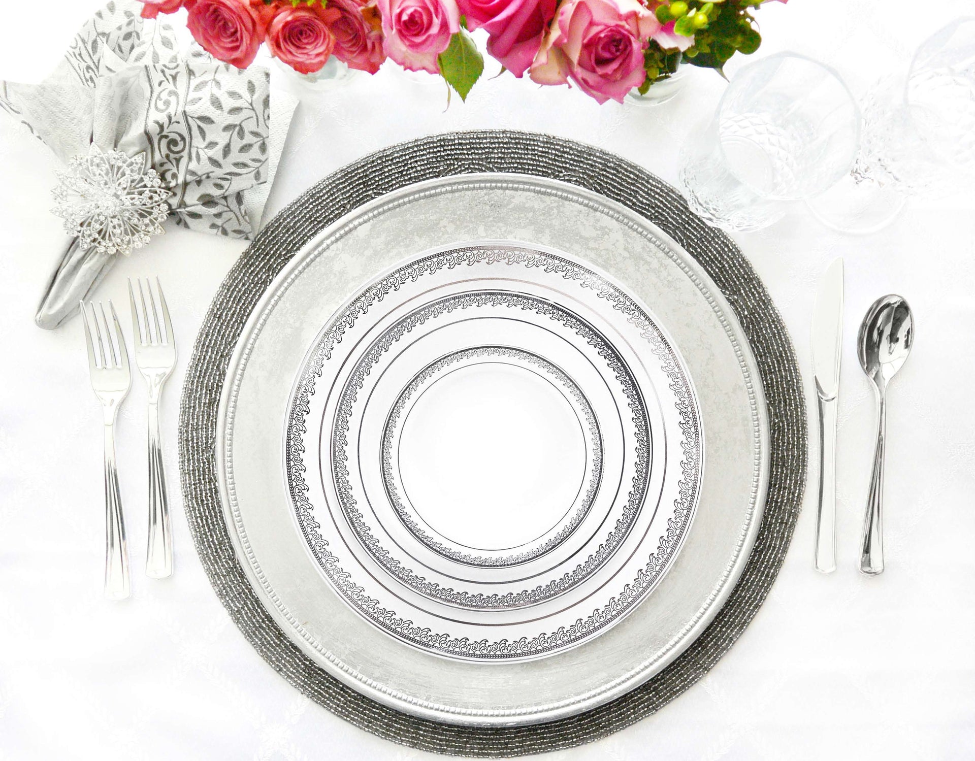Disposable Dinnerware Trends for 2022