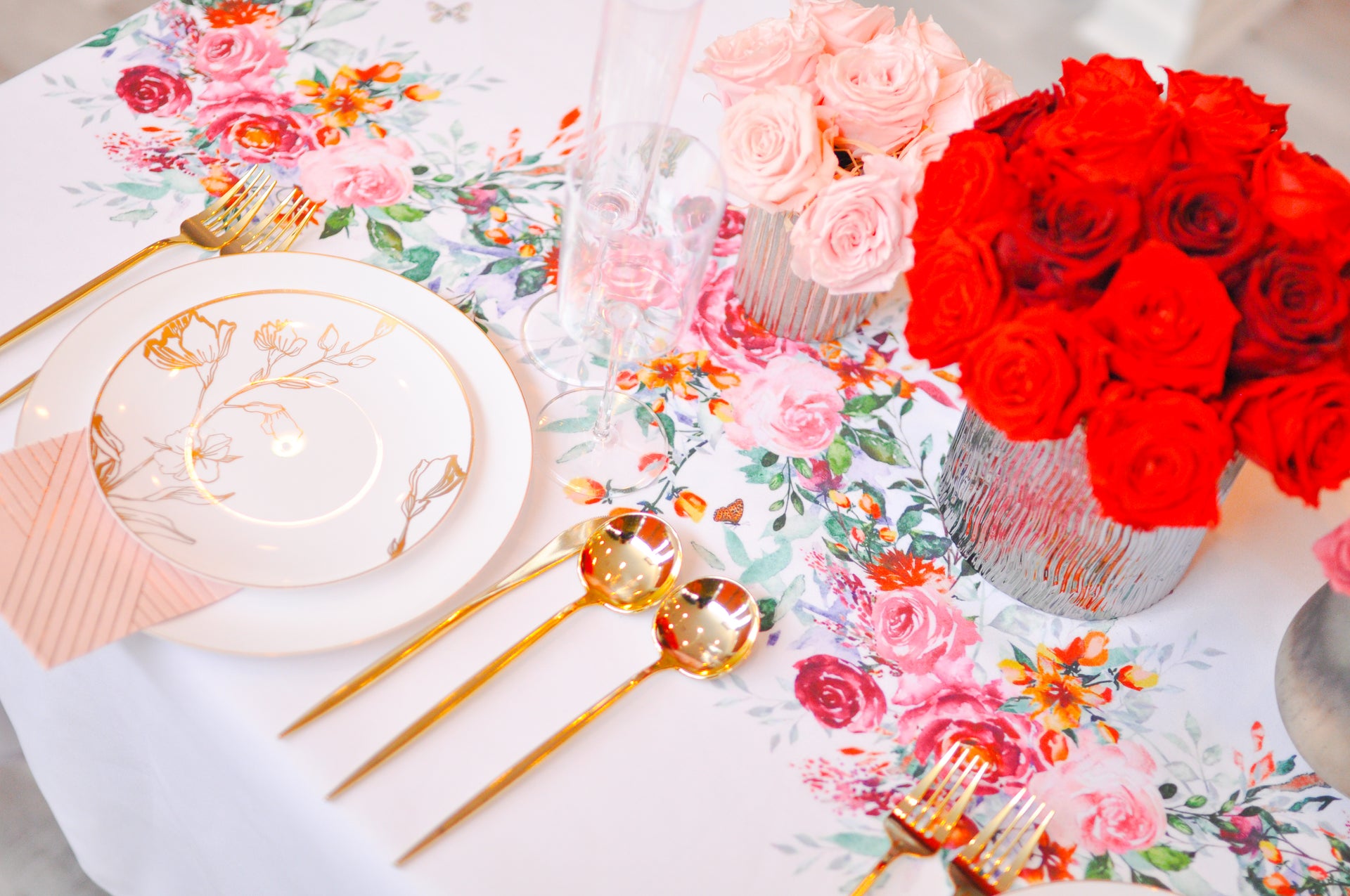 Hop into Spring with This Stylish and Creative Party Tablescape