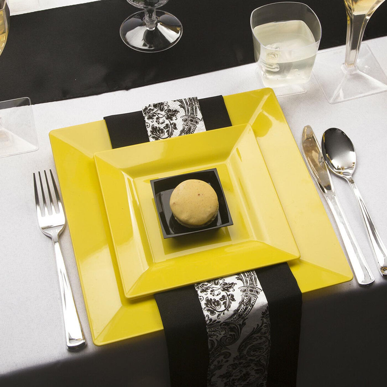 Yellow Square Plates Collection