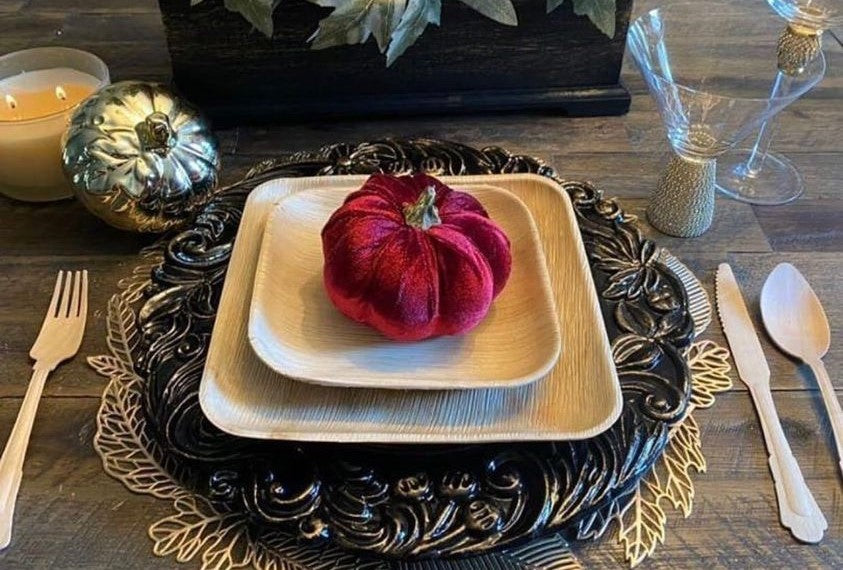 Lovely Nature-Inspired Thanksgiving Tablescape