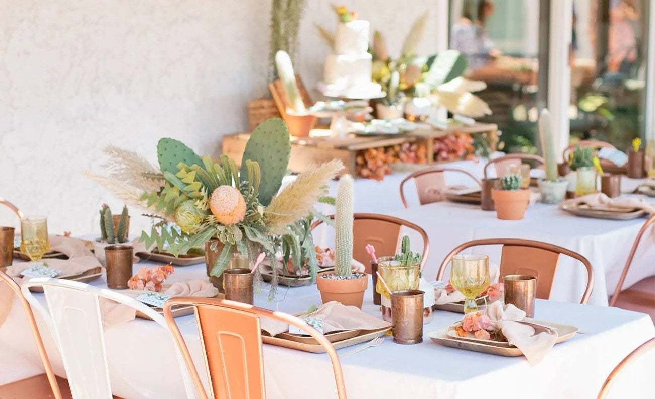 Garden Glam: Fancy and Eco-Friendly Outdoor Table Decor