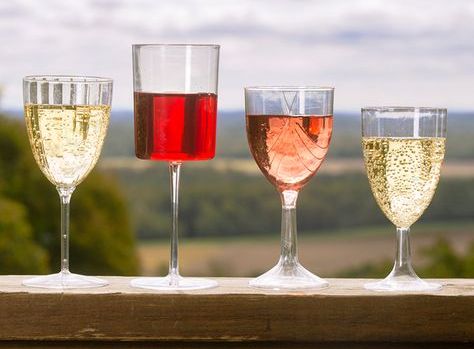 How to Decorate Plastic Wine Glasses and Use Them Safely?