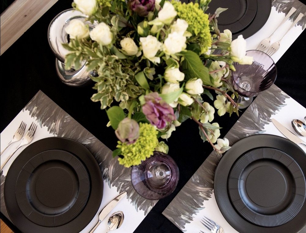 Spring Fling: Chic and Trendy Table Setting Inspirations