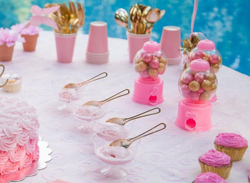 How to Use Mini Partyware to Make a Baby Shower Stand Out?