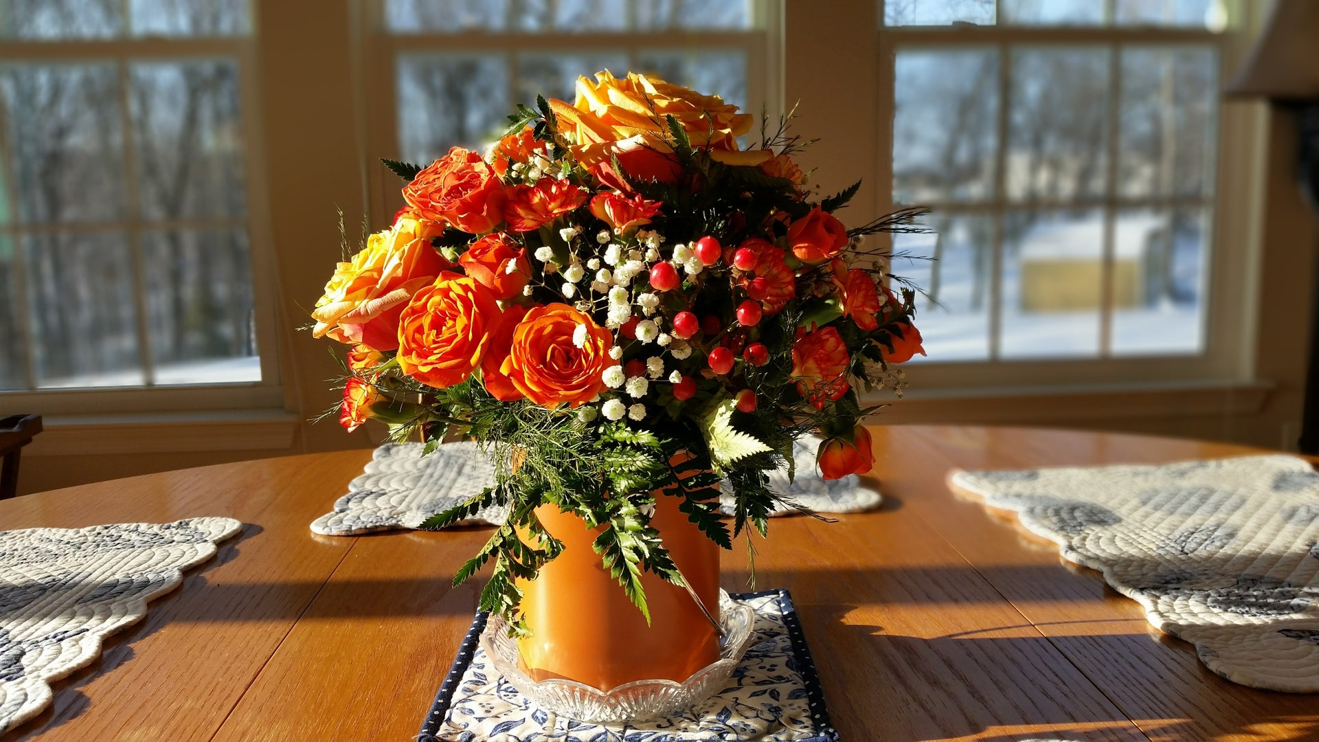 Lovely Centerpiece Ideas for a Winter Party