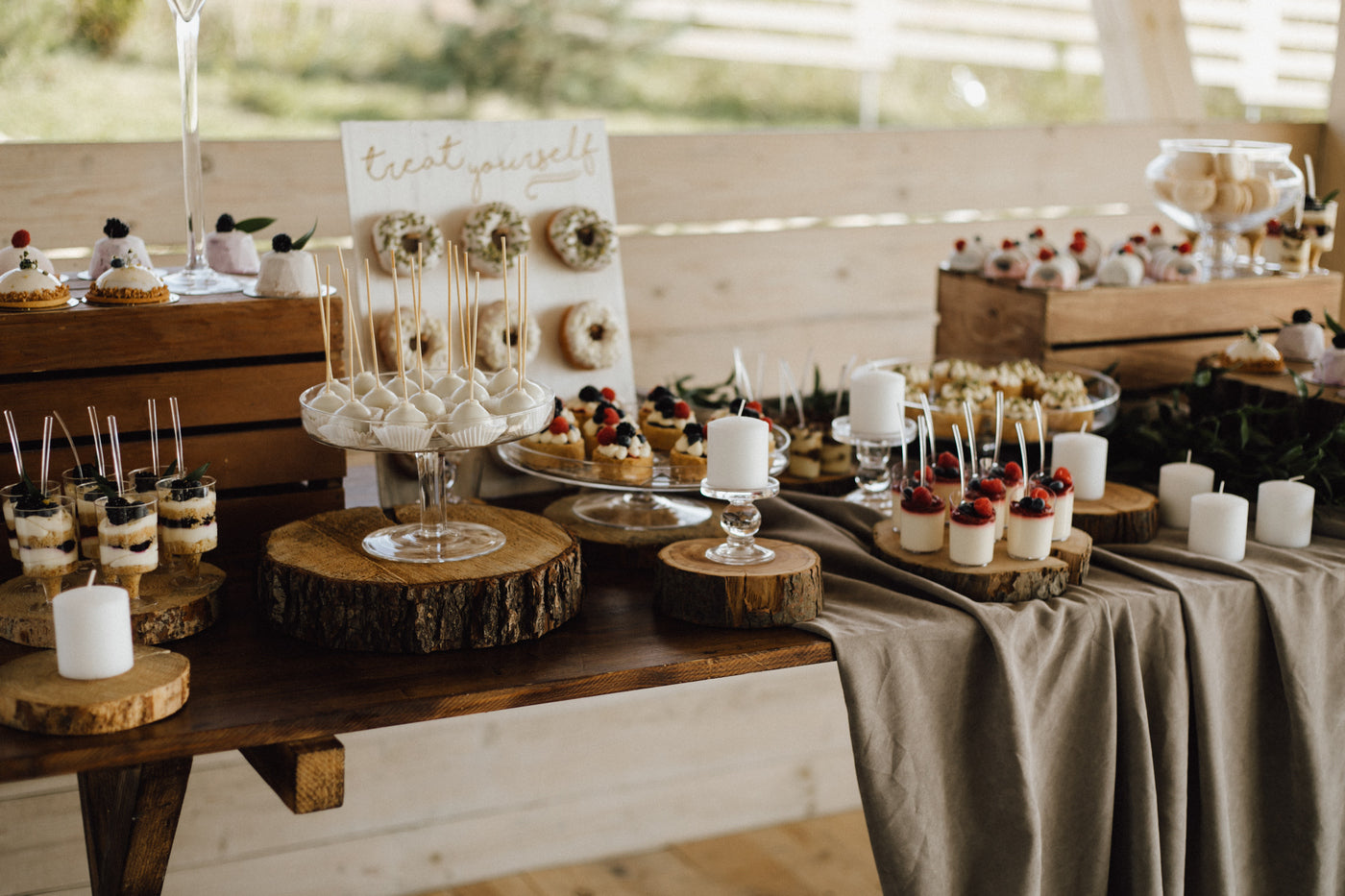 Creating a Rustic Autumn Dessert Table