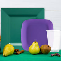 Tablecloths and napkins in this set keep your sports-themed celebration looking sharp and festive.