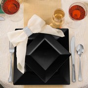 The Black Square Plastic Wedding Set delivers impeccably portioned plates and utensils, perfect for lavish celebrations