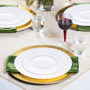 The White Flair Plastic Wedding Value Set provides the ideal combination of size and quantity for hosting in style