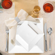The White Square Plastic Wedding Set provides ideal plate and cutlery sizes, perfect for hosting large, elegant events