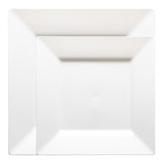 This disposable dinnerware set in pristine white showcases a sleek square design, perfect for enhancing your table setting