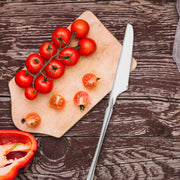 designed for reliable use in weddings and catered affairs Shiny Silver Moderno Disposable Plastic Dinner Knives.